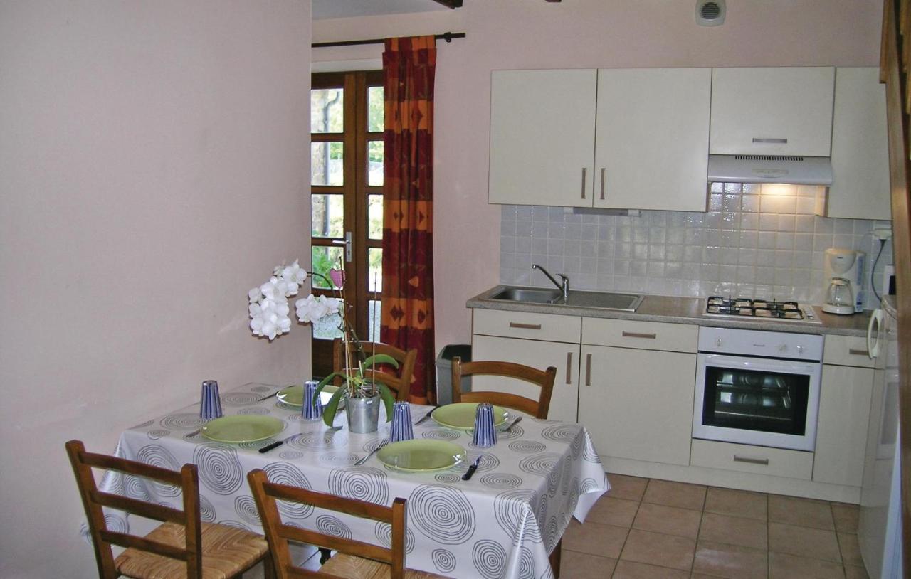 Amazing Apartment In Roz-Landrieux With Kitchen エクステリア 写真