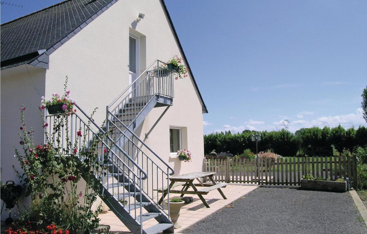 Amazing Apartment In Roz-Landrieux With Kitchen エクステリア 写真