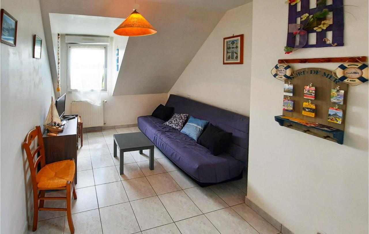 Amazing Apartment In Roz-Landrieux With Kitchen エクステリア 写真